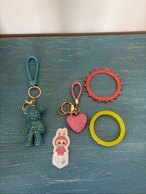 Bright spring accessories set